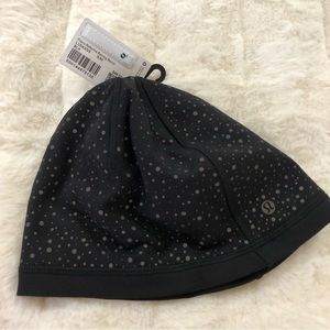 NWT $50 Lululemon Reflective Fleece Running Beanie S/M